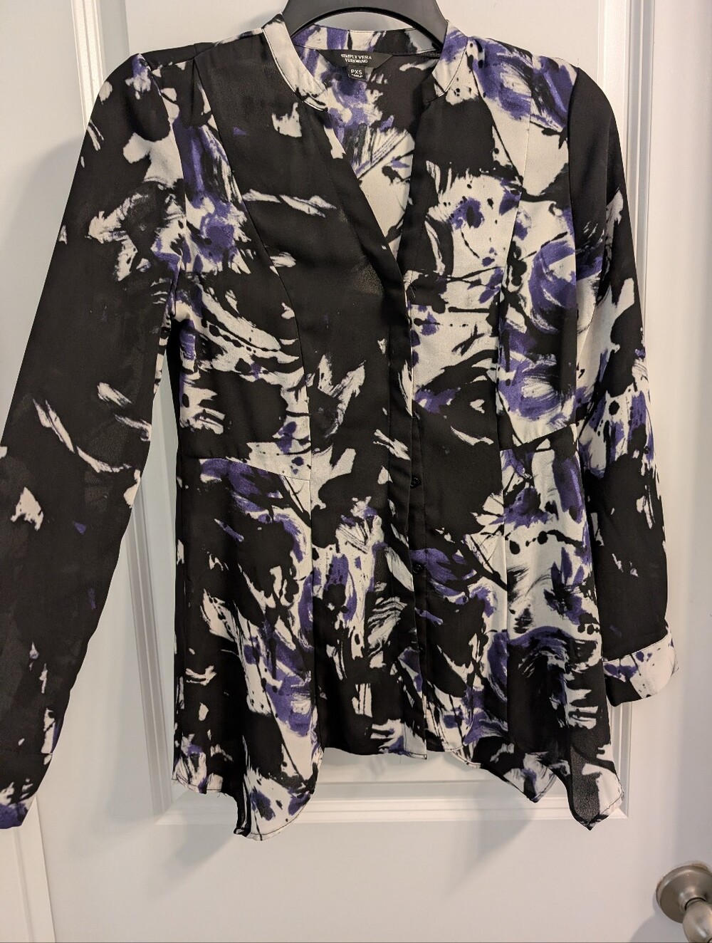 SIMPLY VERA Black & Purple Abstract Print V-Neck Blouse